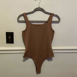 Banana Republic Scoop-Neck Light Brown Bodysuit - Size XS